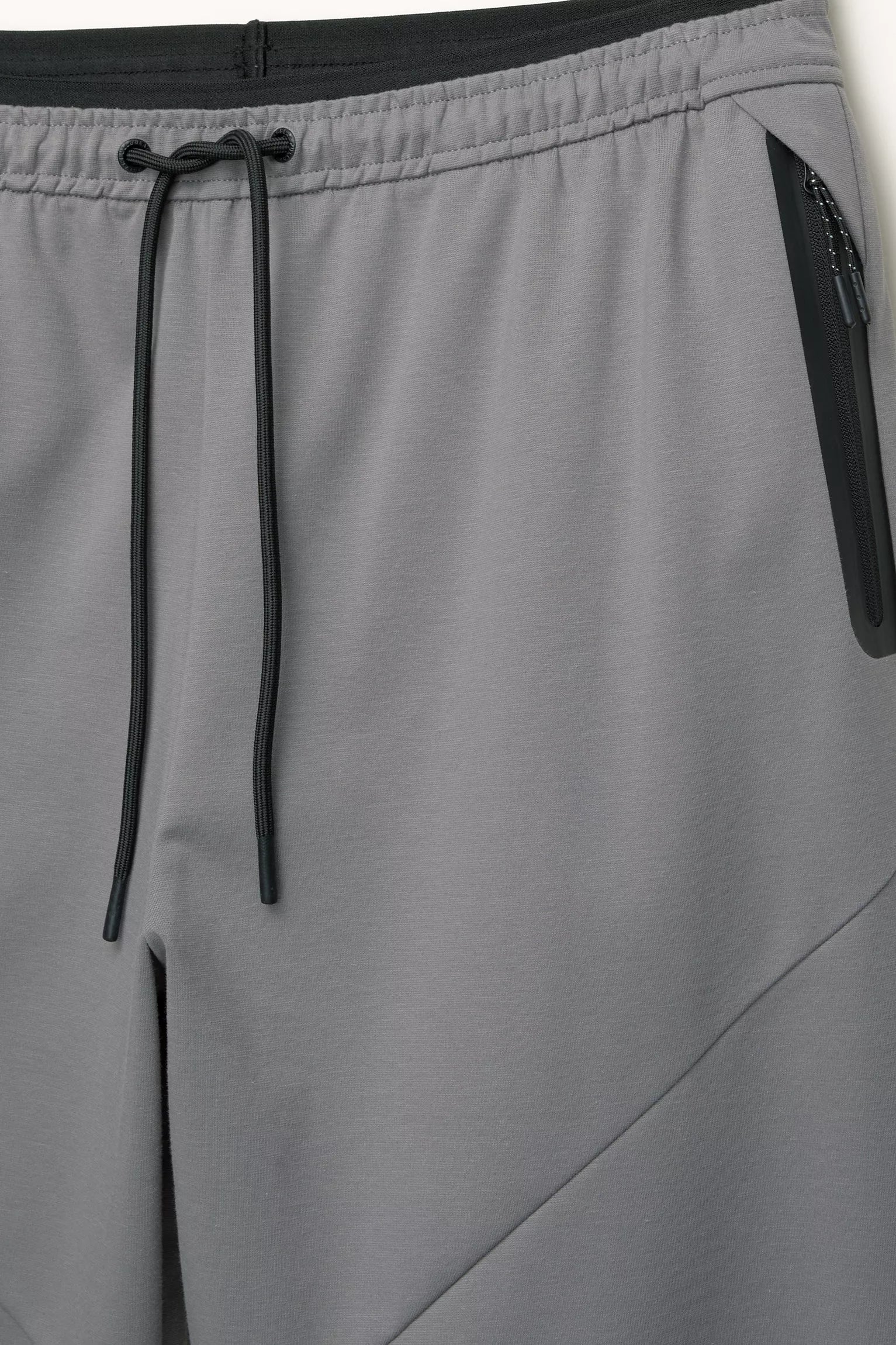 STWD Pants