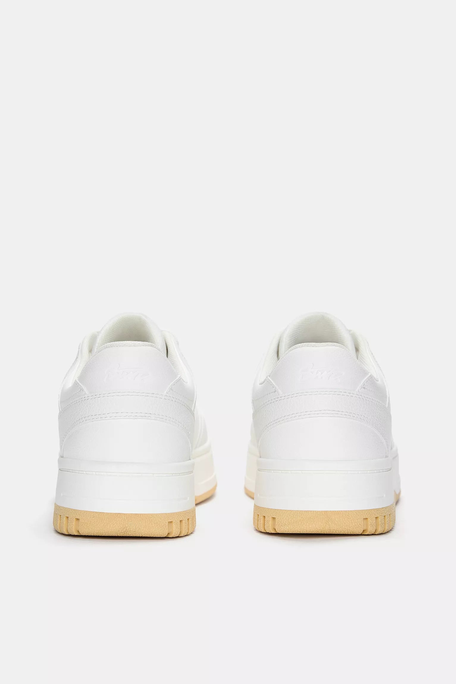 STWD Sneakers