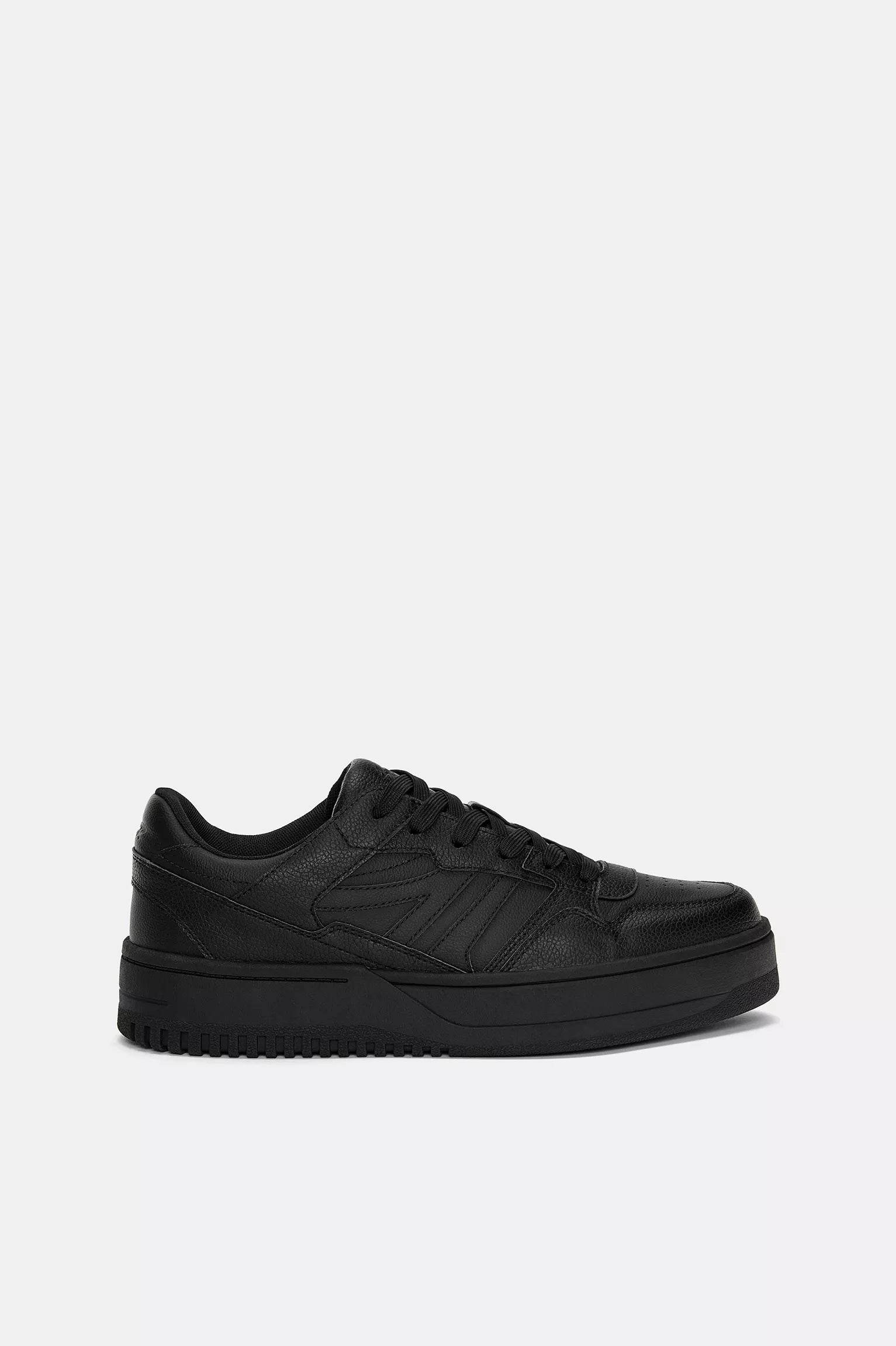 STWD Sneakers