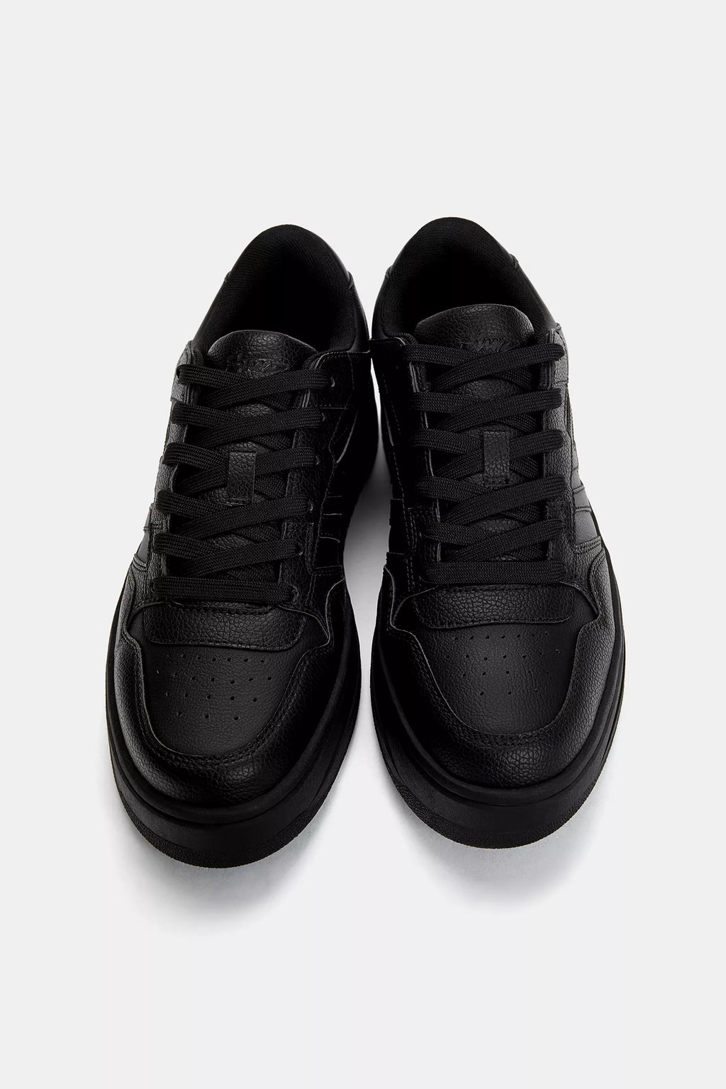 STWD Sneakers